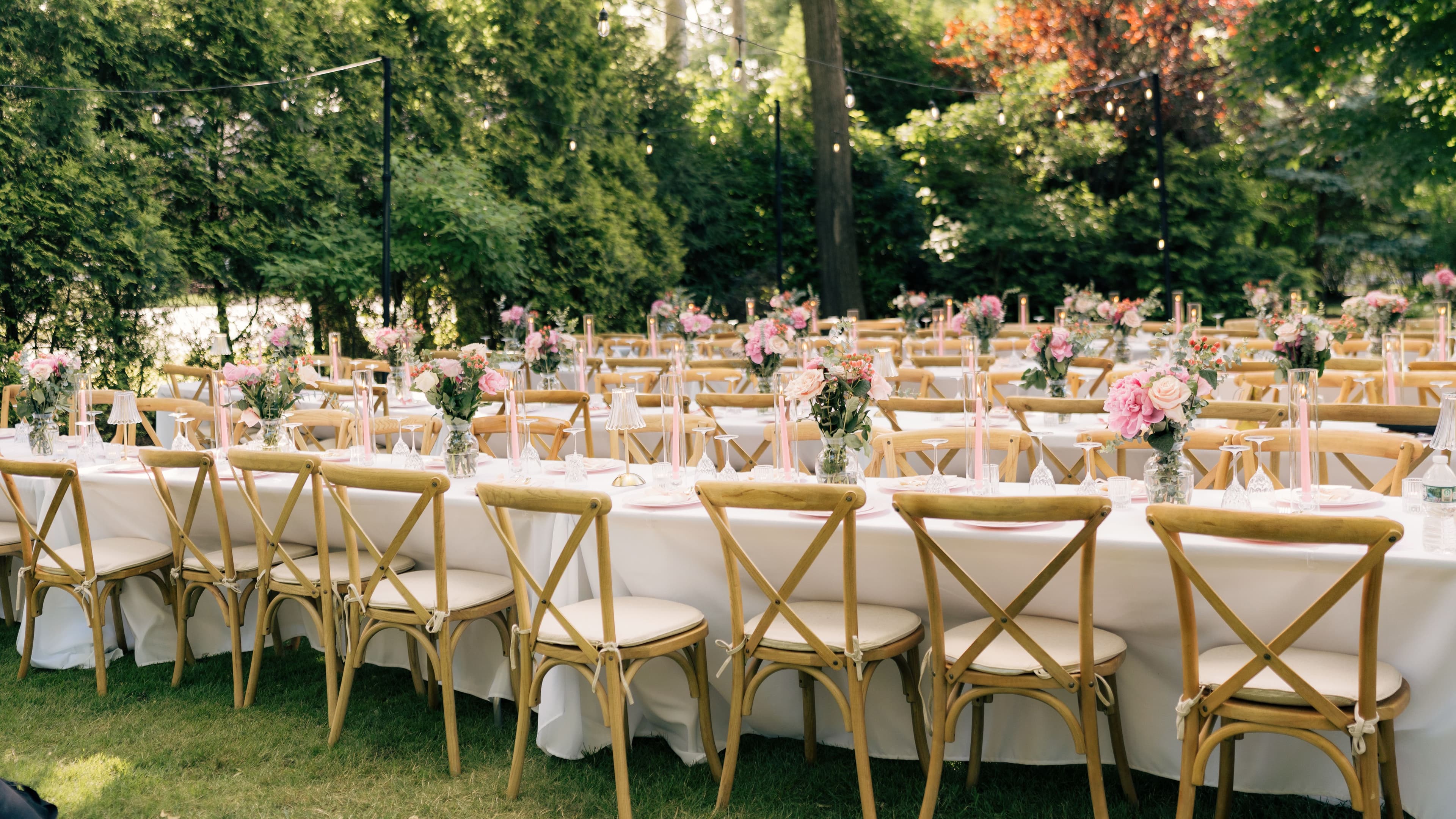 Outdoor reception under string lights